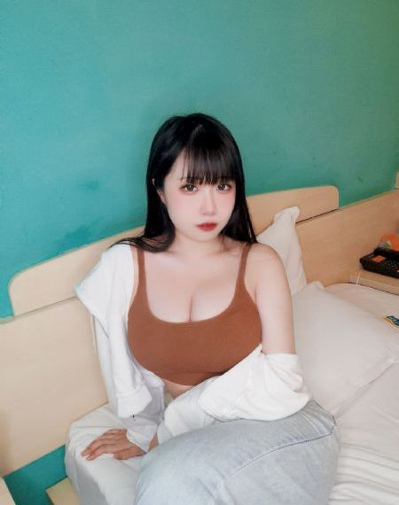 在线只有精品