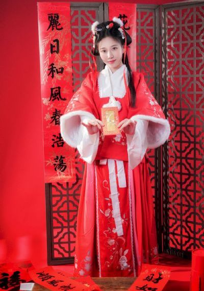 荒野女囚电影免费观看高清版