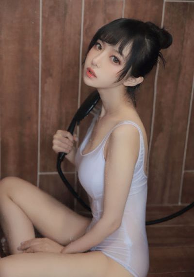 蜜桃初熟时