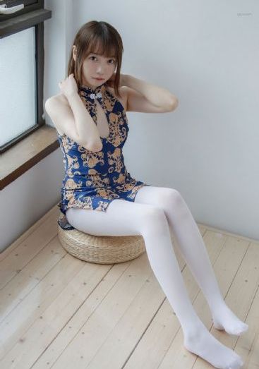 女教师教室hd在线观看