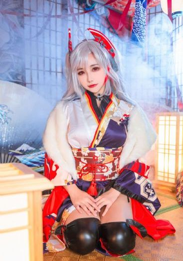 翁莹情乱办公室激情