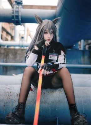 驱魔少女夏洛特动漫